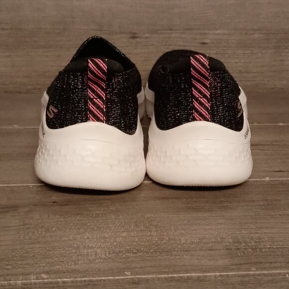 Sketchers Go Walk Women Slip On Sneakers Size 7.5 Black Multi Colored - Picture 9 of 16